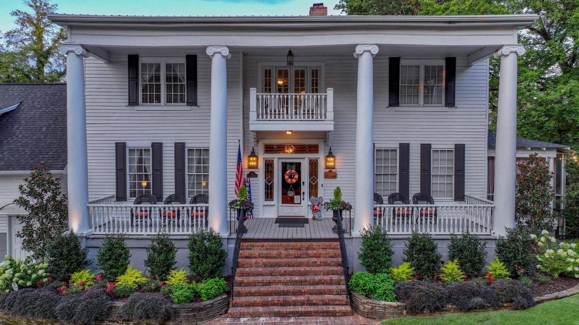 Bama Bed And Breakfast - Chimes Suite Tuscaloosa Extérieur photo
